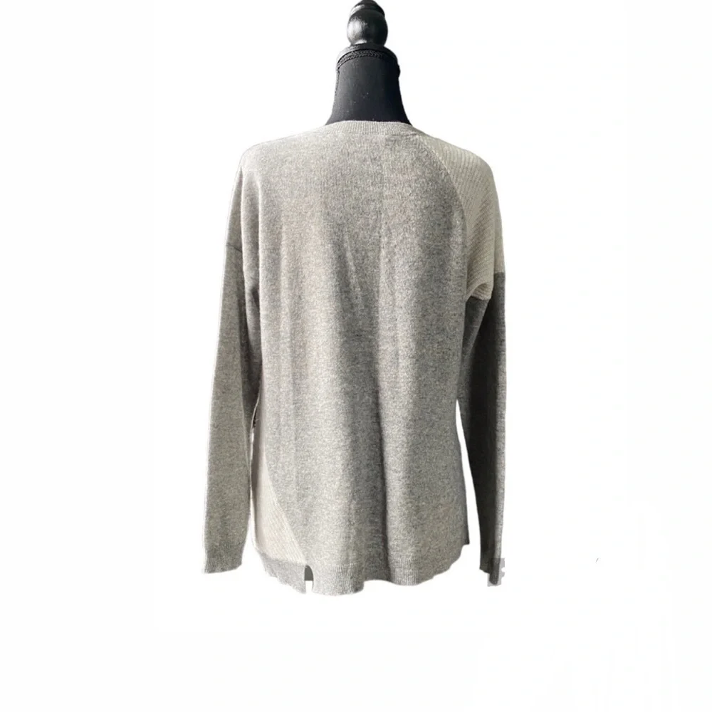 White + Warren Cashmere Two Toned Ribbed Crewneck